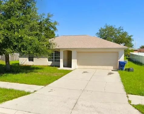 1213 Demoiselle Street Groveland FL 34736