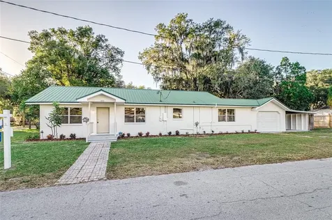 1601 N Orange Street Plant City FL 33563