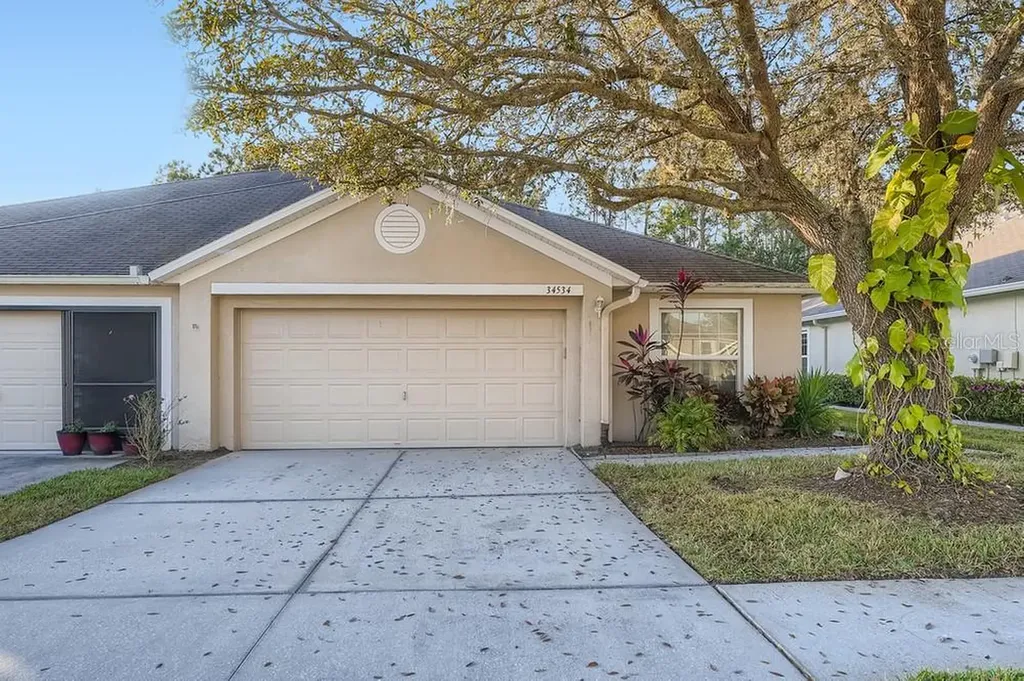 34534 Dellwood Way Zephyrhills FL 33541