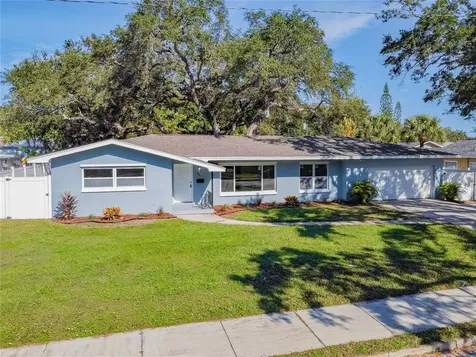 751 17th Avenue S St Petersburg FL 33701