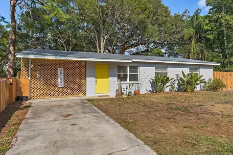 2505 Bay Street Sarasota FL 34237