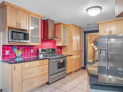 5861 N Apopka Vineland Road Orlando FL 32818