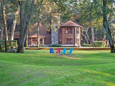 5861 N Apopka Vineland Road Orlando FL 32818