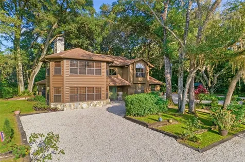 5861 N Apopka Vineland Road Orlando FL 32818