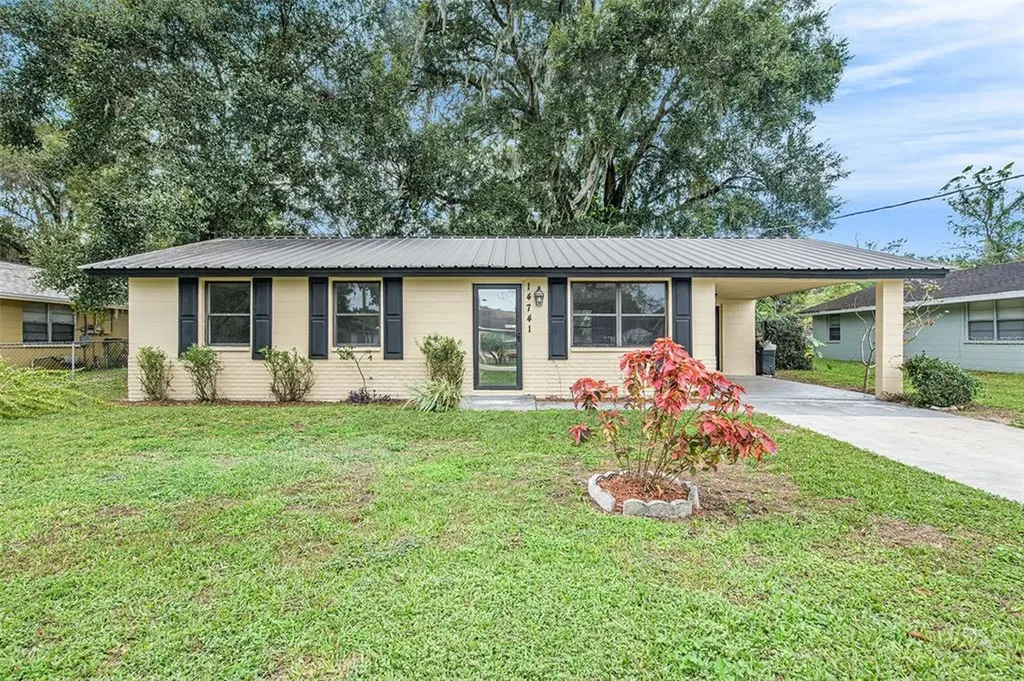 14741 11th Street Dade City FL 33523