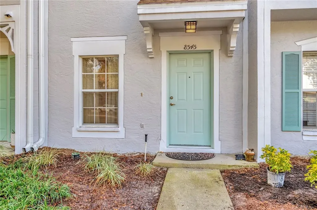 8545 Hunters Key Circle Tampa FL 33647
