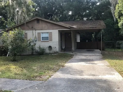 812 W Hubbard Avenue Deland FL 32720
