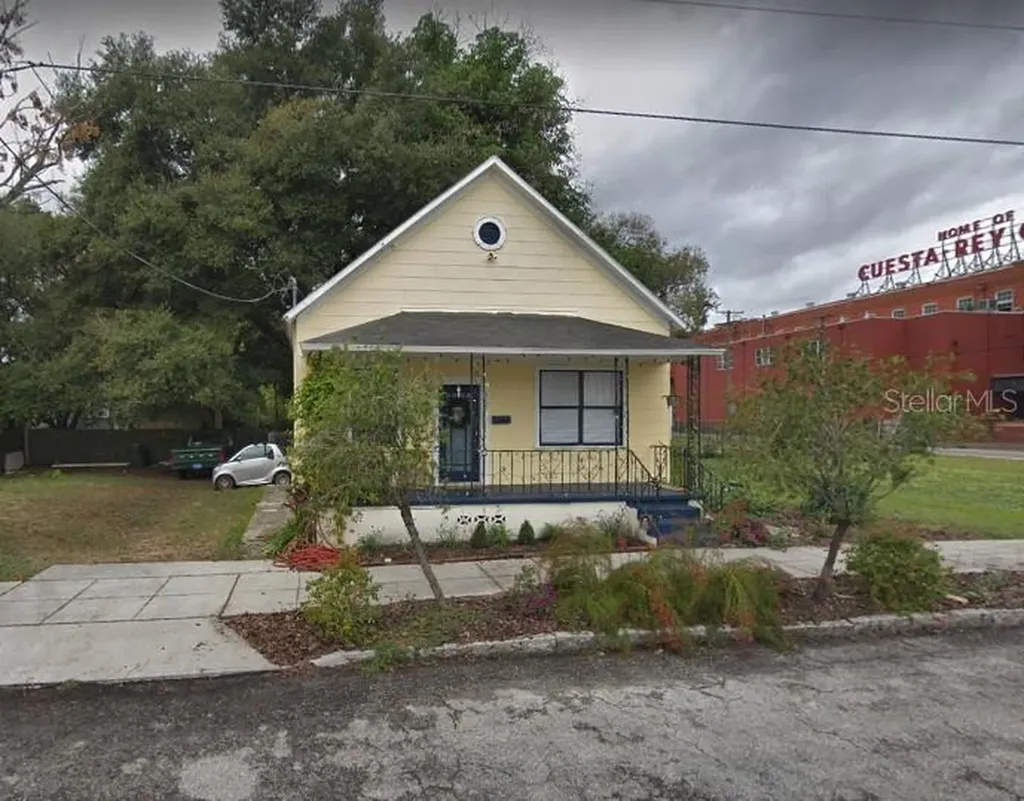 2612 N 17th Street Tampa FL 33605