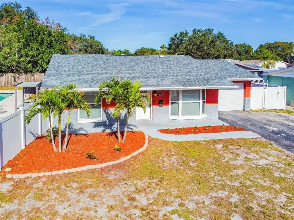 6878 22nd Circle N St Petersburg FL 33702