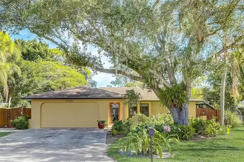 2320 Lake Shore Drive Nokomis FL 34275