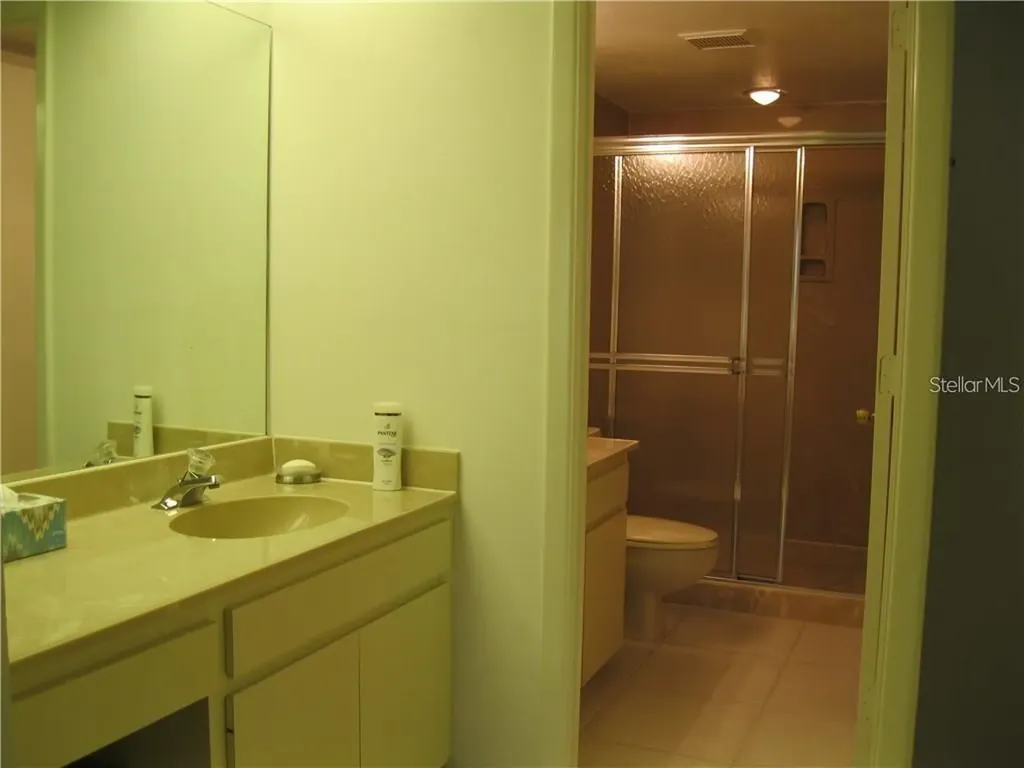 4397 Longmeadow Sarasota FL 34235