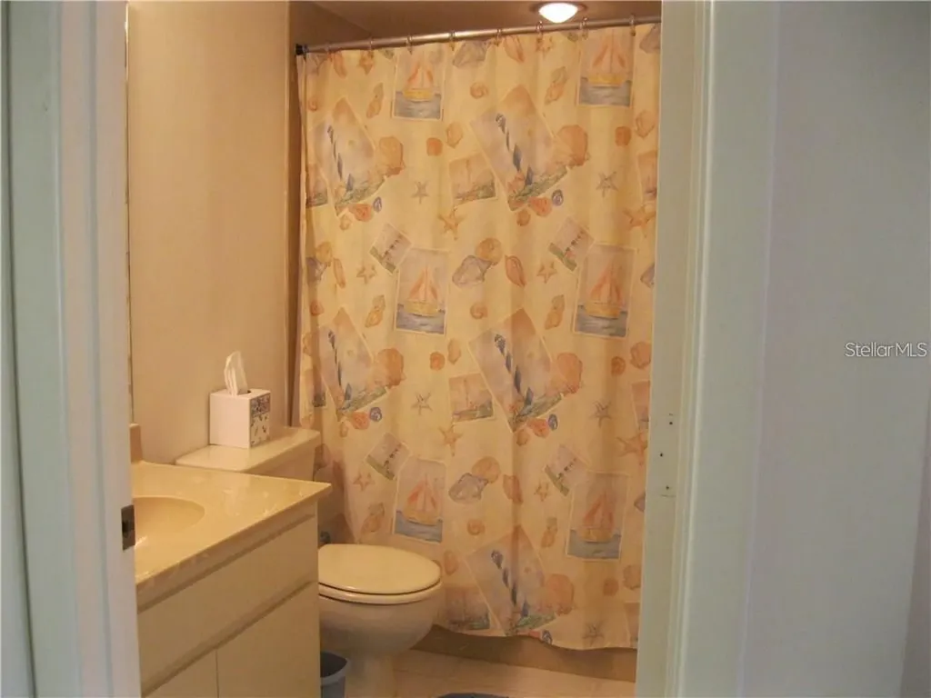 4397 Longmeadow Sarasota FL 34235