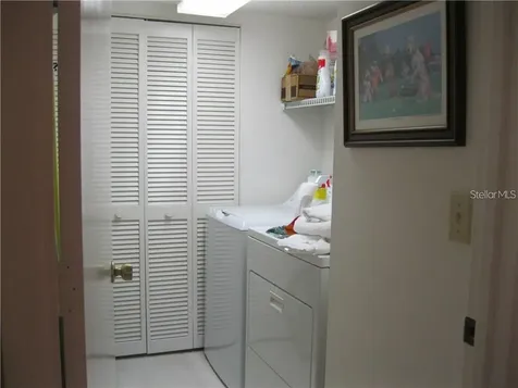 4397 Longmeadow Sarasota FL 34235