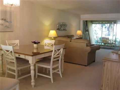 4397 Longmeadow Sarasota FL 34235