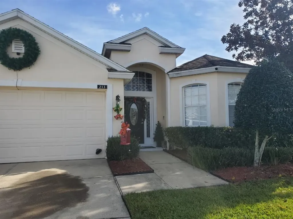 213 Churchill Park Drive Davenport FL 33897