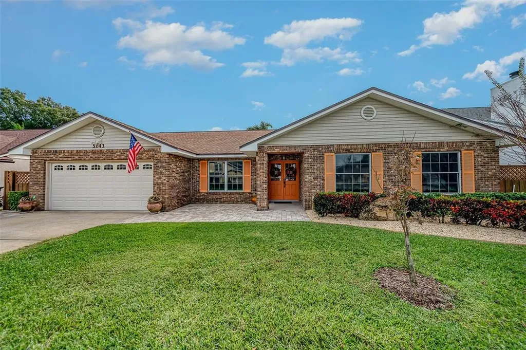 5143 Creusot Court Orlando FL 32839