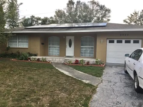 6040 39th Avenue N St Petersburg FL 33709