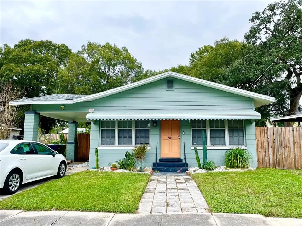 811 W Fribley Street Tampa FL 33603