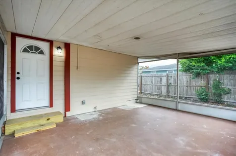 4518 3rd Avenue S St Petersburg FL 33711