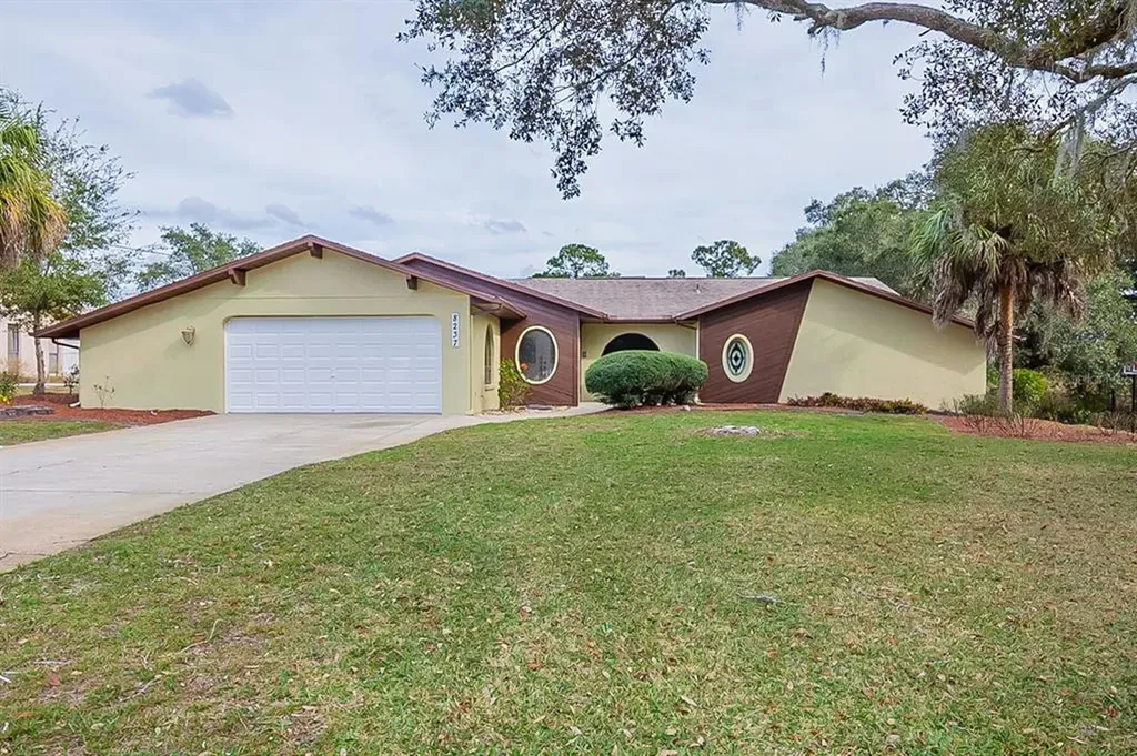 8237 Delaware Drive Weeki Wachee FL 34607