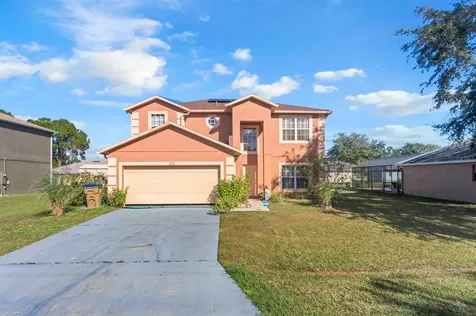 332 Chelmsford Court Kissimmee FL 34758
