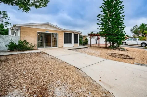 4905 Calais Drive Holiday FL 34690