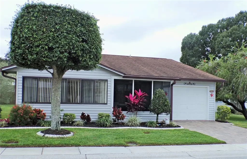 2325 Golden Horseshoe Circle S Lakeland FL 33810