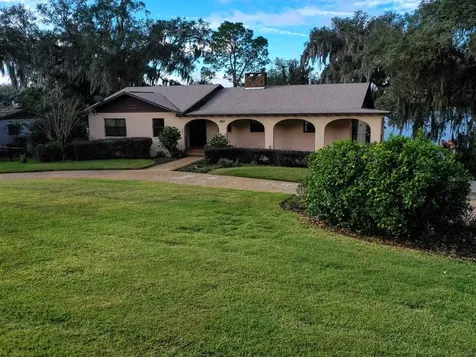 41505 Silver Drive Umatilla FL 32784