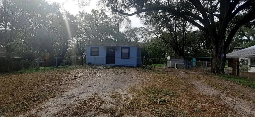 7813 New York Drive Tampa FL 33619