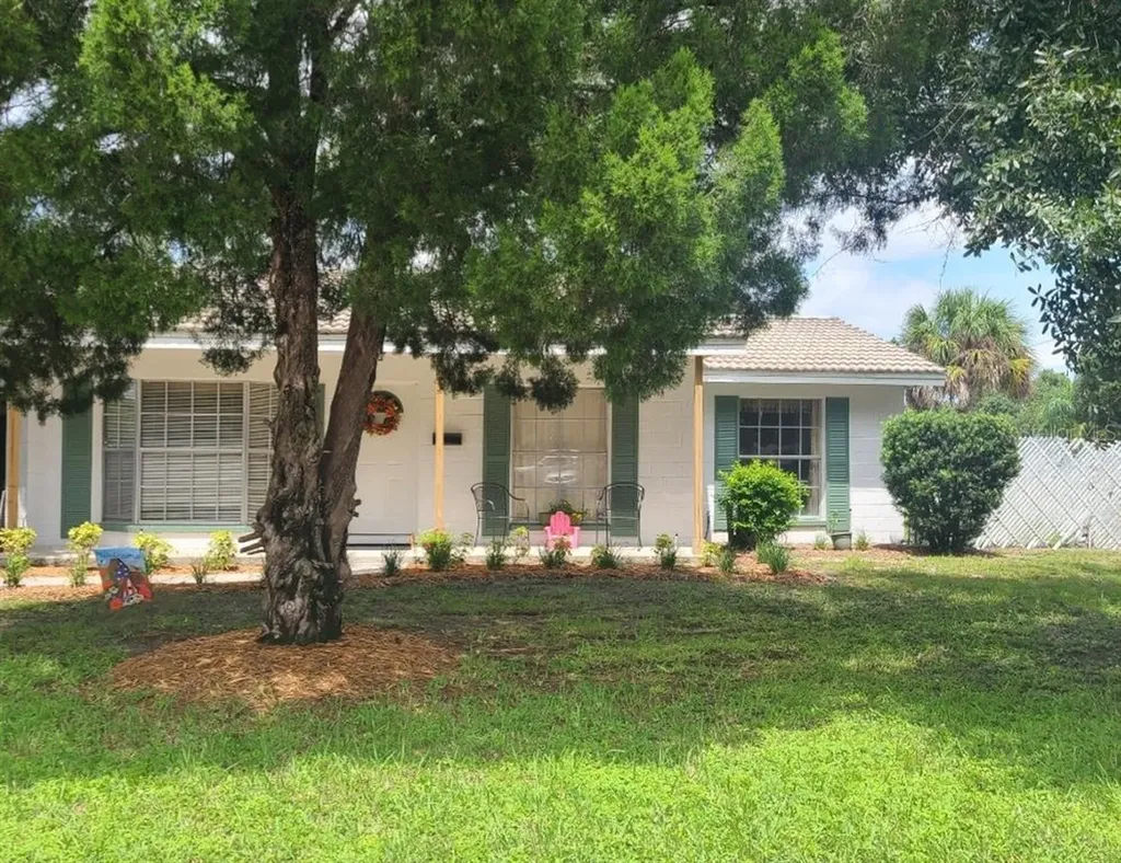 2001 67th Avenue N St Petersburg FL 33702