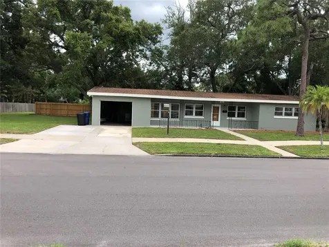 6670 Poinsettia Avenue S St Petersburg FL 33707