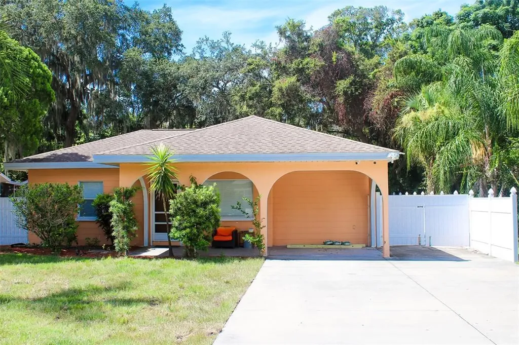 3348 Williamsburg Street Sarasota FL 34231