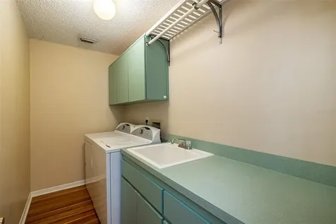 2750 Jarvis Circle Palm Harbor FL 34683