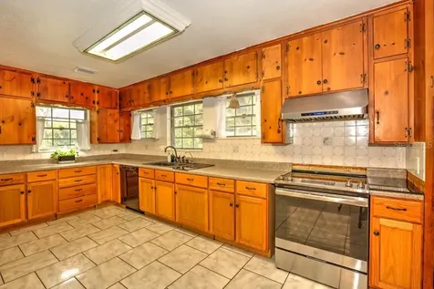 3802 E River Hills Drive Tampa FL 33604