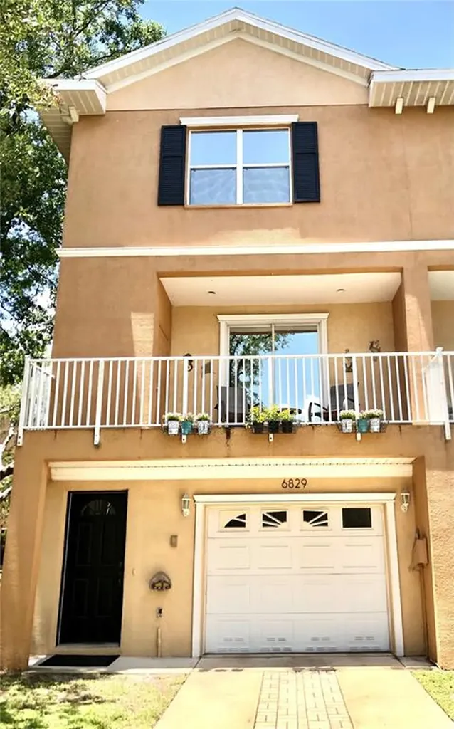 6829 S Kissimmee Street Tampa FL 33616