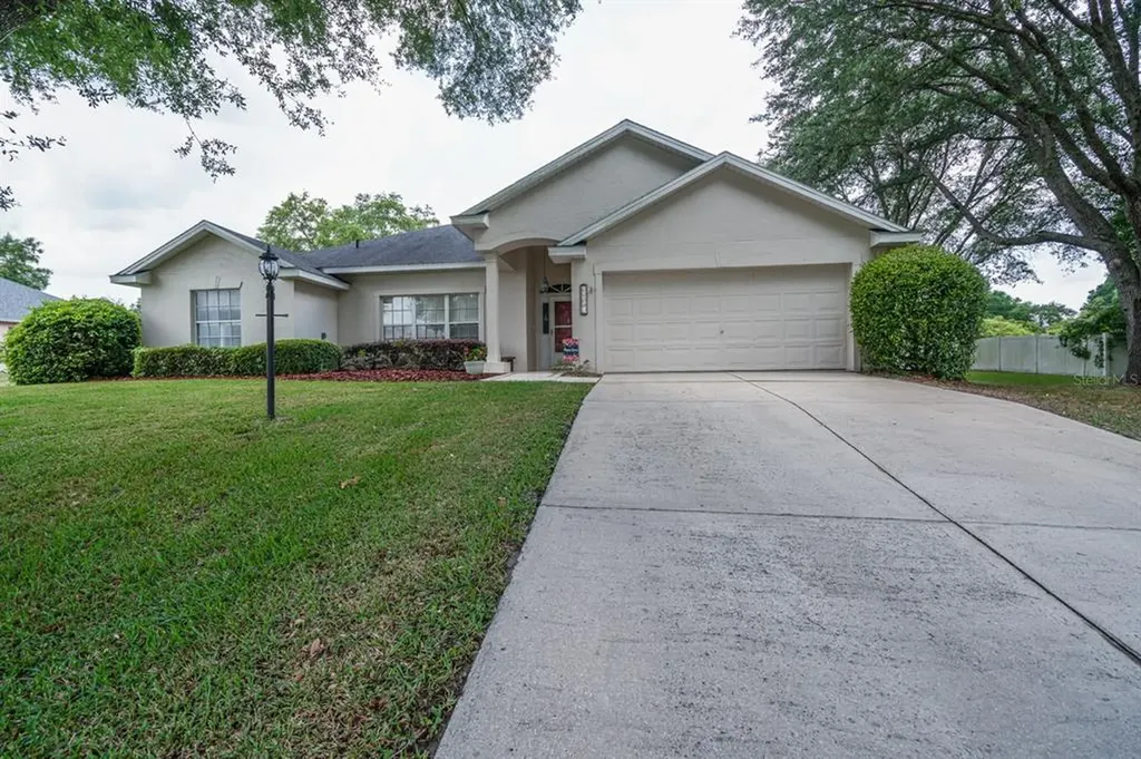 32543 Scenic Hills Drive Mount Dora FL 32757