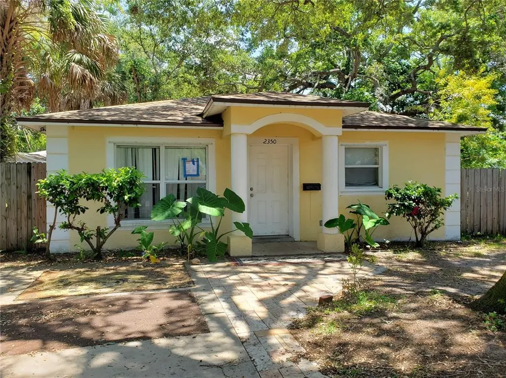 2350 13th Street S St Petersburg FL 33705