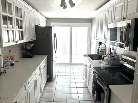 8913 Peppermill Court Tampa FL 33634