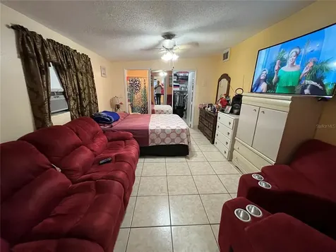 8913 Peppermill Court Tampa FL 33634