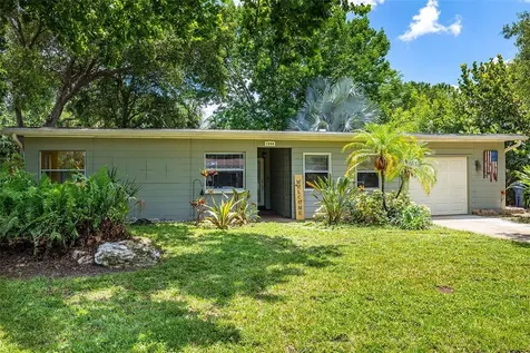 1300 78th Avenue N St Petersburg FL 33702