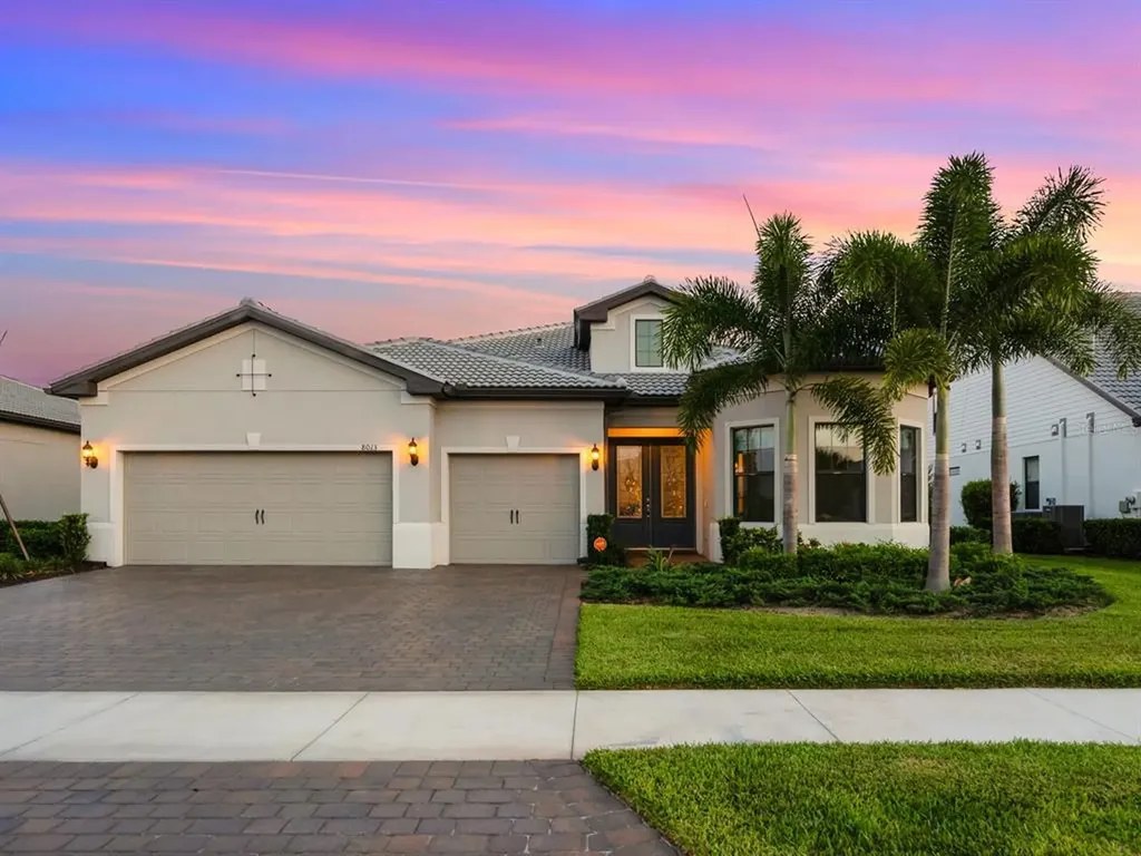 8013 Grande Shores Drive Sarasota FL 34240
