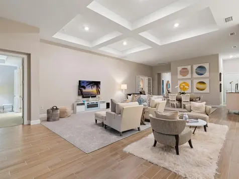 8013 Grande Shores Drive Sarasota FL 34240