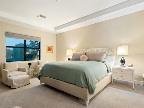 8013 Grande Shores Drive Sarasota FL 34240