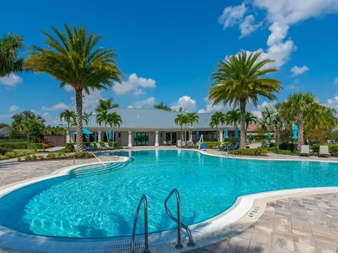 8013 Grande Shores Drive Sarasota FL 34240