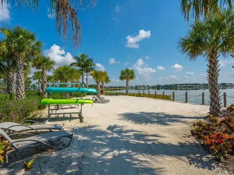 8013 Grande Shores Drive Sarasota FL 34240