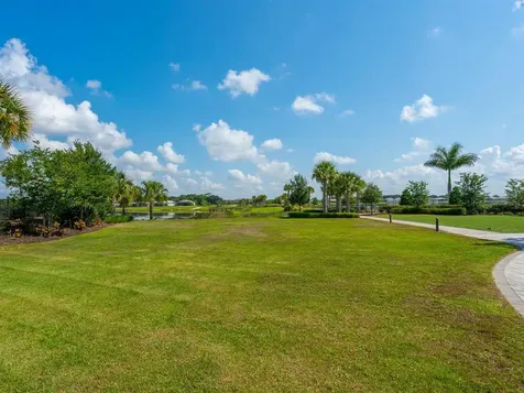 8013 Grande Shores Drive Sarasota FL 34240