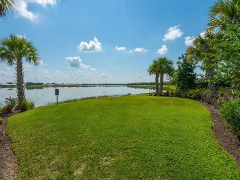 8013 Grande Shores Drive Sarasota FL 34240