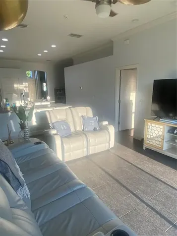 309 Freshwater Court Orlando FL 32825