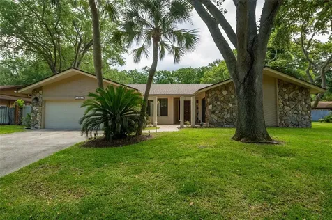 1987 Brae Moor Drive Dunedin FL 34698