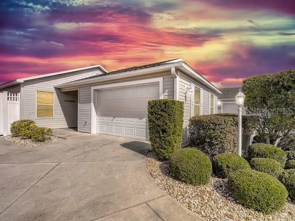 1724 Jadestone Terrace The Villages FL 32162